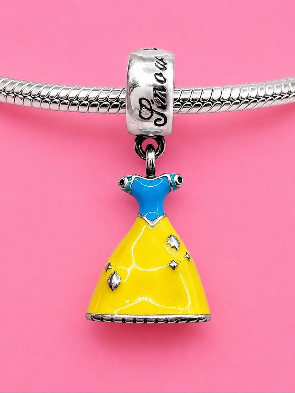 Snow White Pandora Dress Dangle Charm - Picture 1 of 2